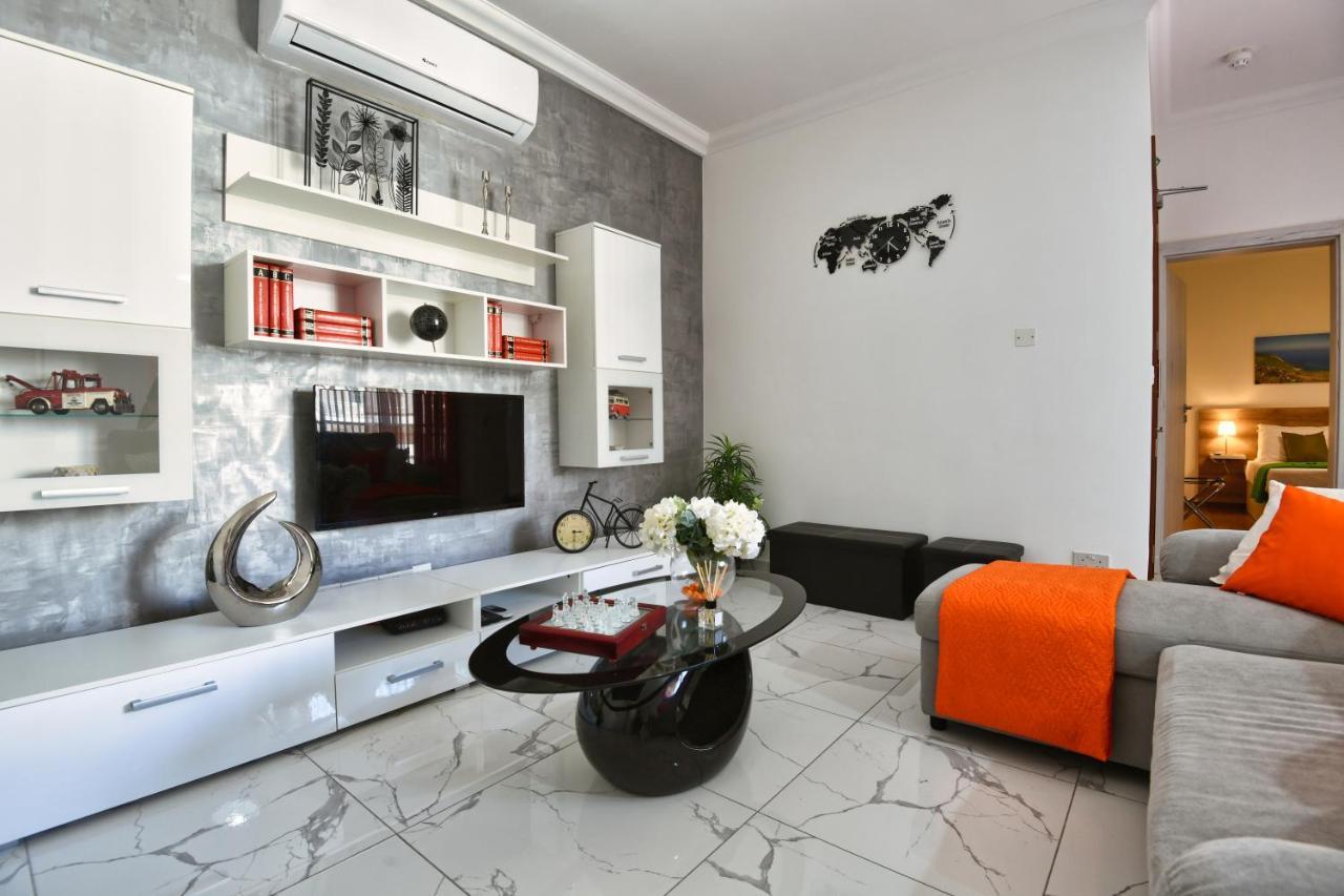 A Bed Of Roses Apartment มาร์ซาลฟอร์น ภายนอก รูปภาพ